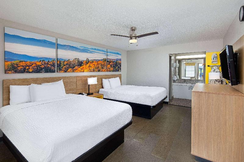 Days Inn by Wyndham Holladay image