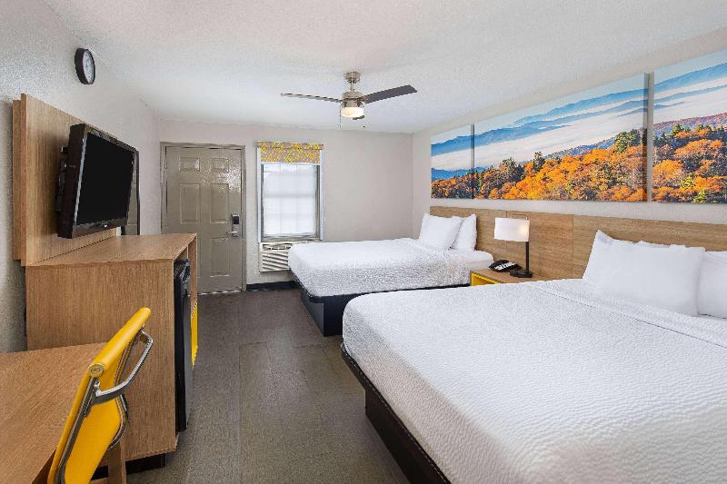 Days Inn by Wyndham Holladay image