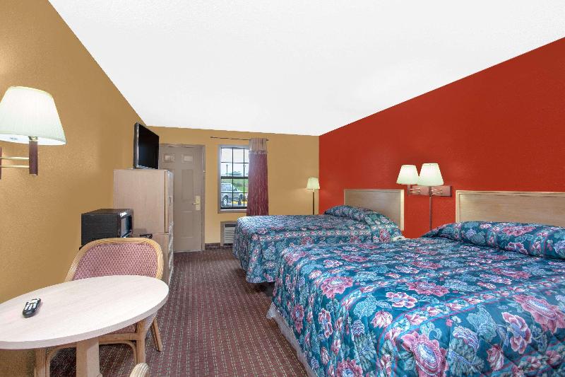Knights Inn Wildersville image