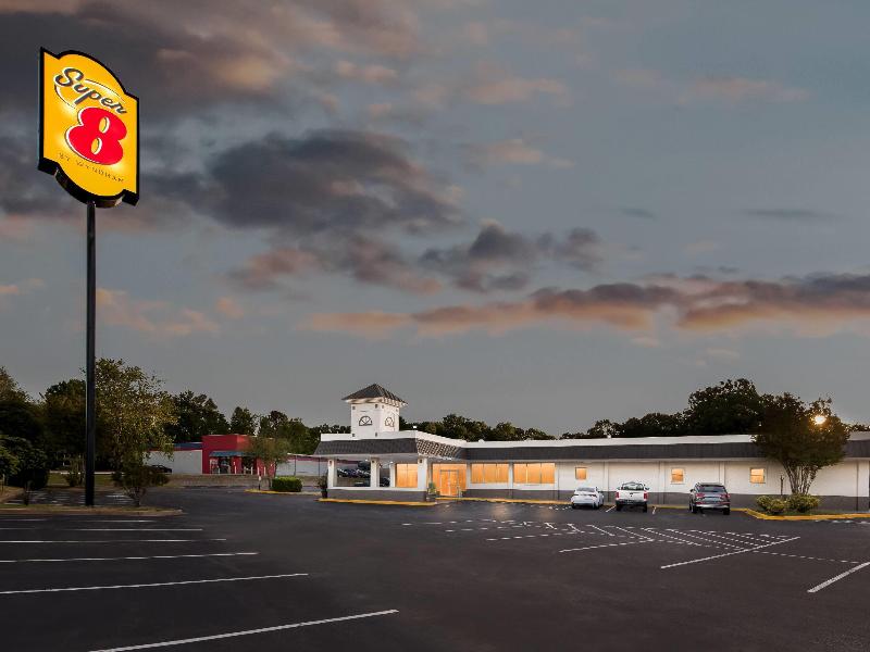 Super 8 by Wyndham Gaffney image