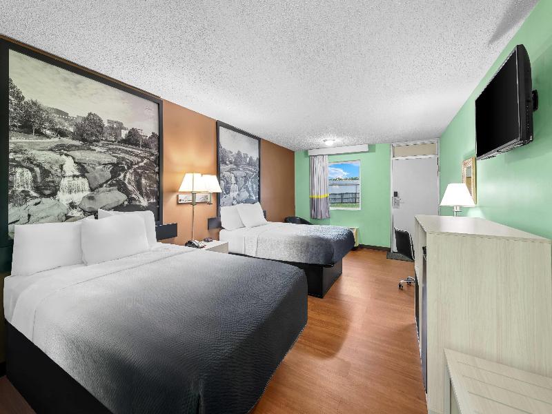 Super 8 by Wyndham Gaffney image