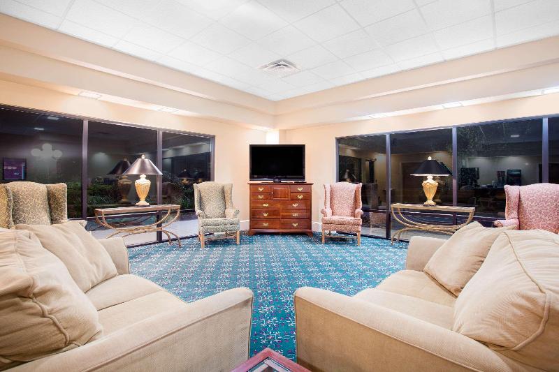 Days Inn By Wyndham Metter image