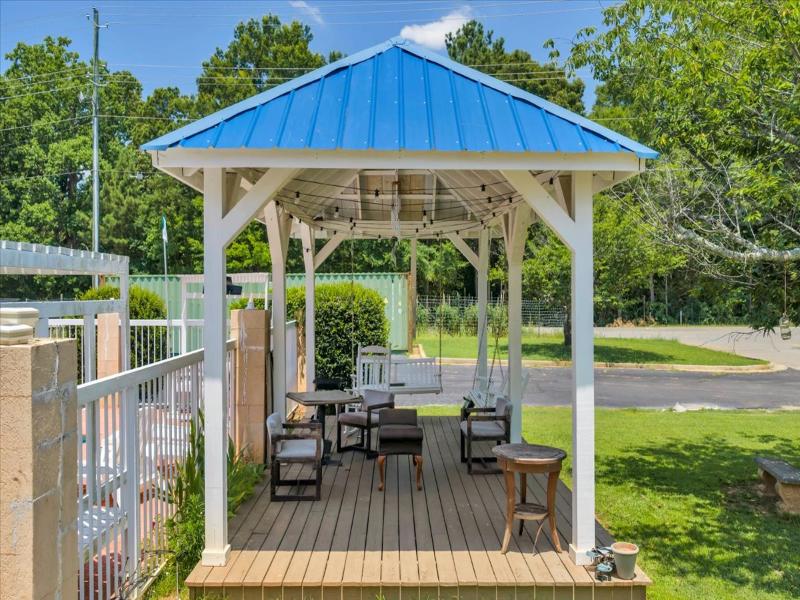 Gray Inn and Suites