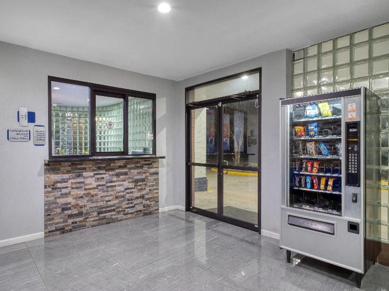 SureStay Hotel by BW Spring North Houston image