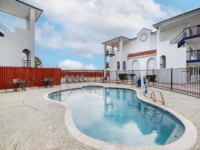 SureStay Hotel by BW Spring North Houston image