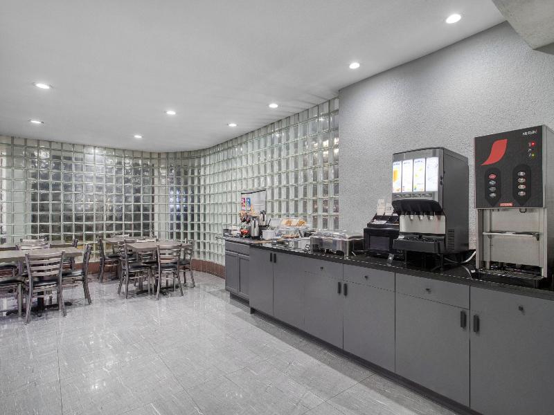 SureStay Hotel by BW Spring North Houston image