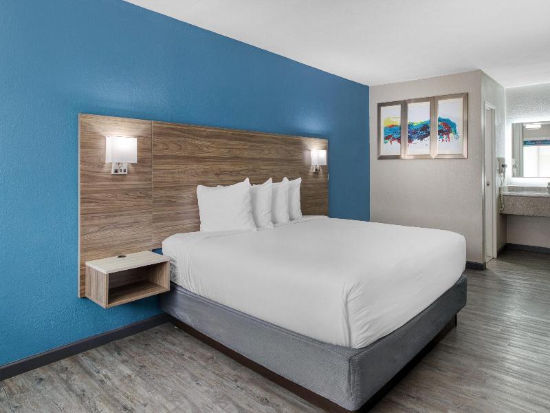 SureStay Hotel by BW Spring North Houston image