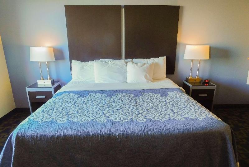 Days Inn & Suites By Wyndham Pocahontas image