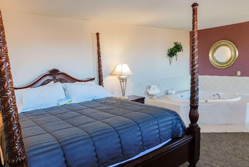 Days Inn & Suites By Wyndham Pocahontas image