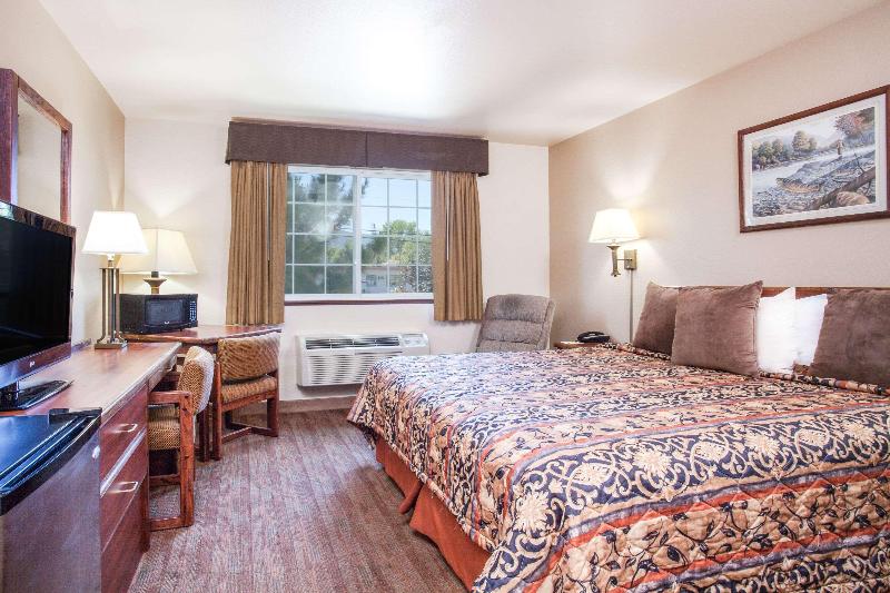 Super 8 by Wyndham Grangeville image