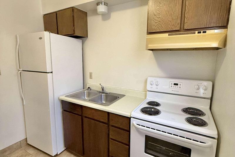 Super 8 by Wyndham Salina/Scenic Hills Area image