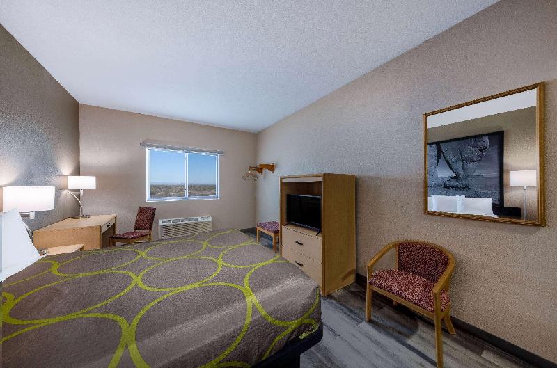 Super 8 By Wyndham Quartzsite Az image 7