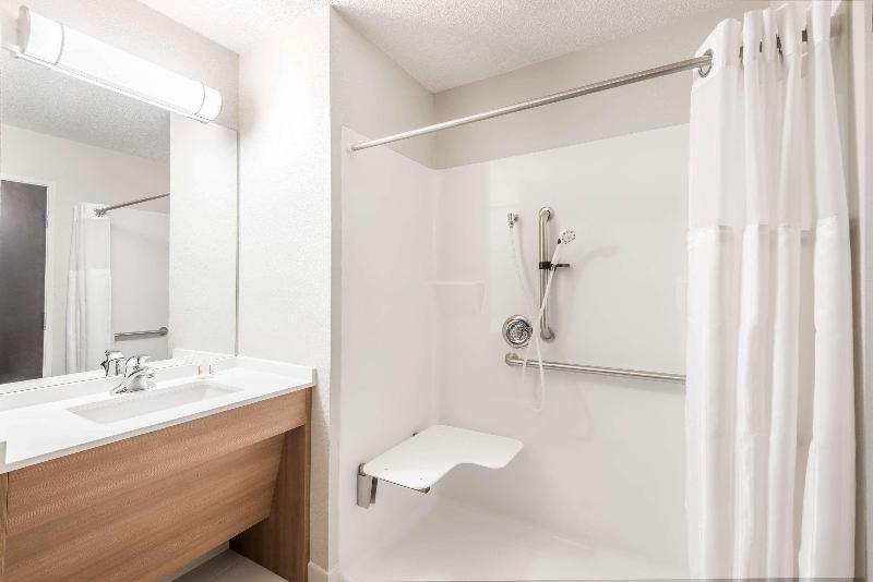 Microtel Inn & Suites By Wyndham Beaver Falls image