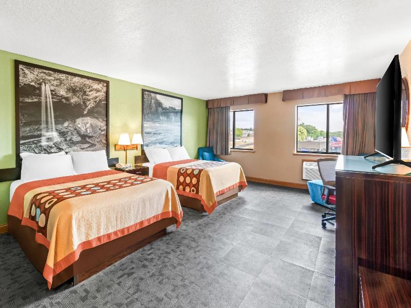 Super 8 By Wyndham Uniontown Pa image