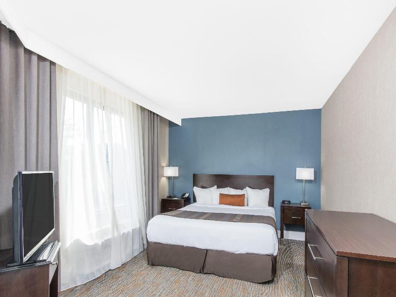 Wingate By Wyndham Niagara Falls image