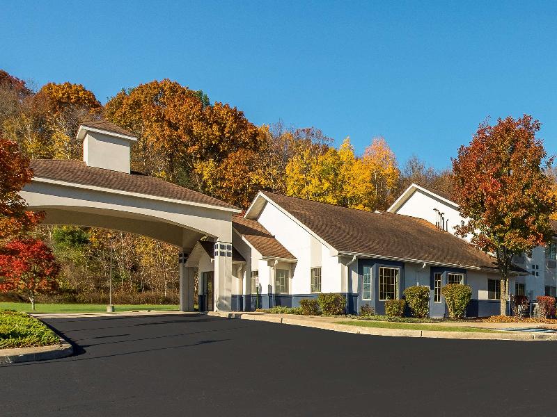 Surestay Plus By Bw Highland Poughkeepsie image