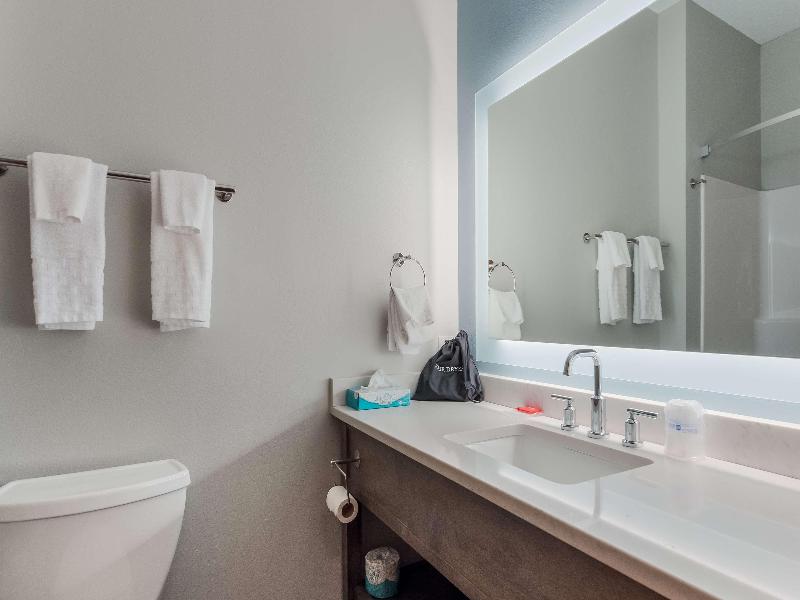 Surestay Plus By Bw Highland Poughkeepsie image