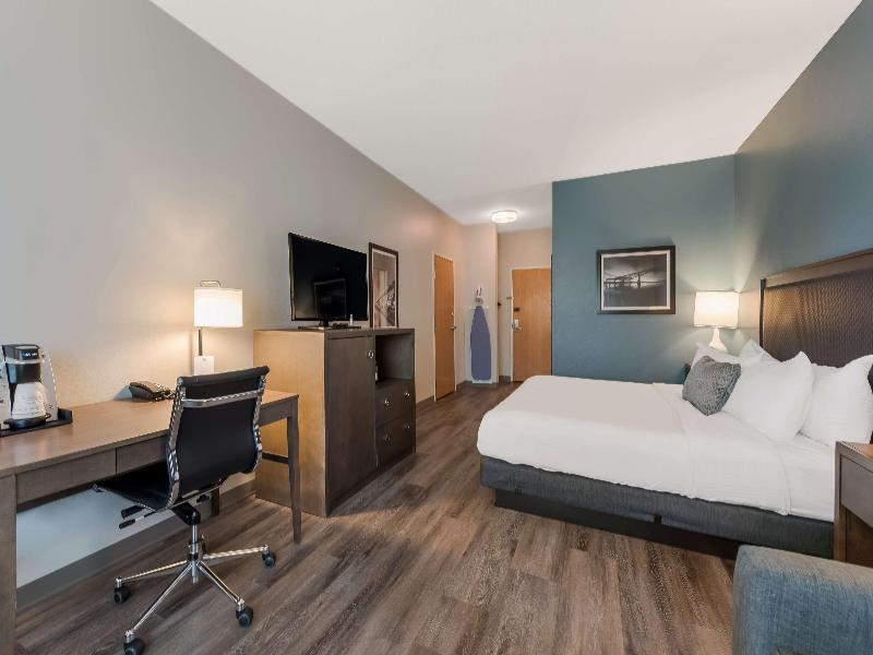Surestay Plus By Bw Highland Poughkeepsie image