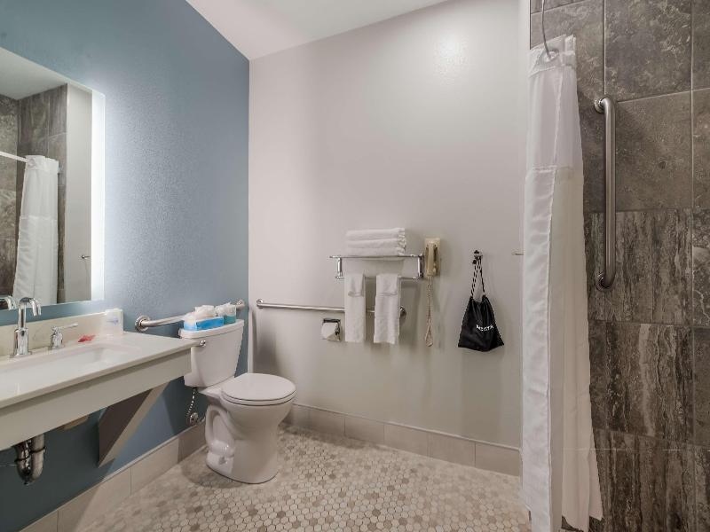 Surestay Plus By Bw Highland Poughkeepsie image