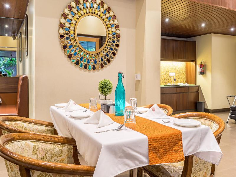 Treebo Grand Emerald Pune image