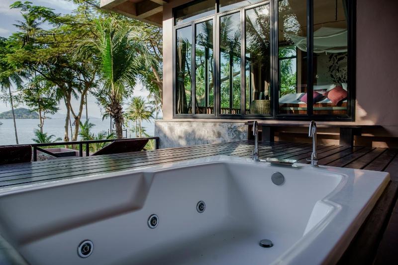 Seavana Beach Resort Koh Mak image