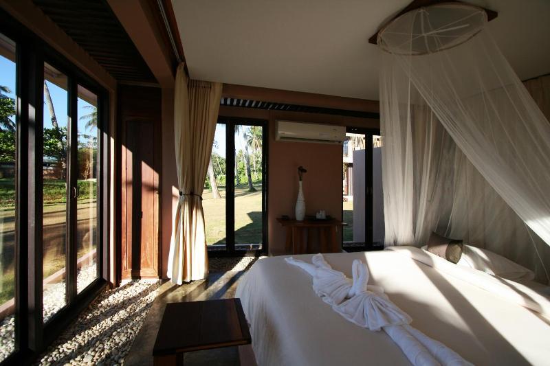 Seavana Beach Resort Koh Mak image