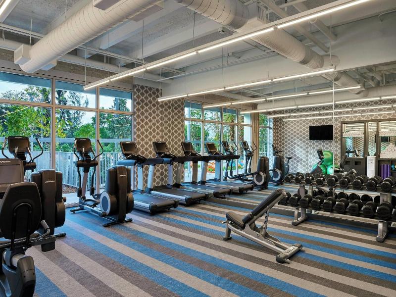 Aloft Miami Airport image