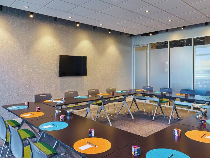 Aloft Miami Airport image
