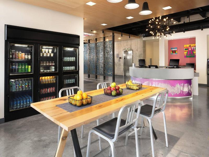 Aloft Miami Airport image