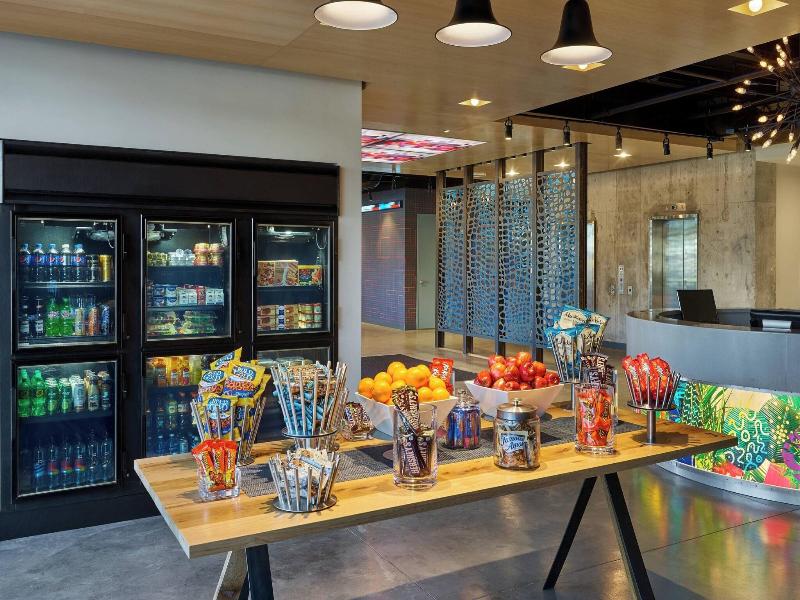 Aloft Miami Airport image