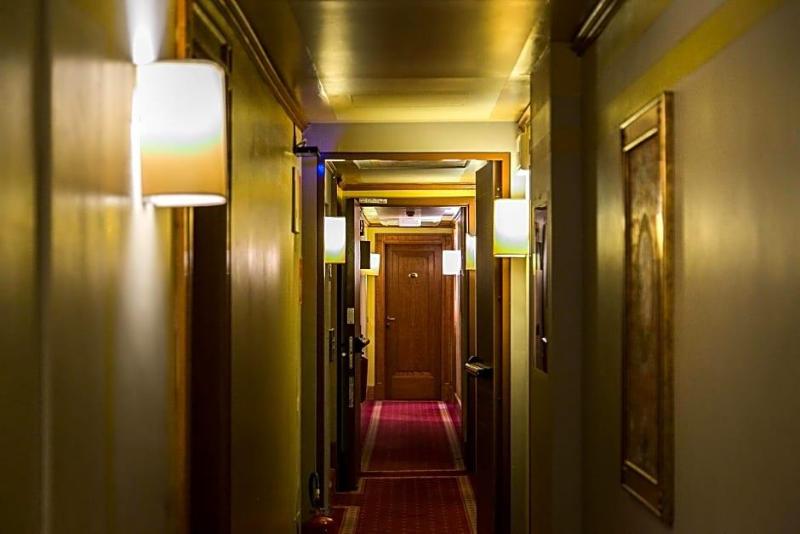 Hotel Posta R.T.A image