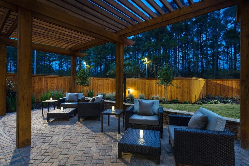 Courtyard Ruston image