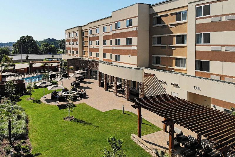 Courtyard Ruston image