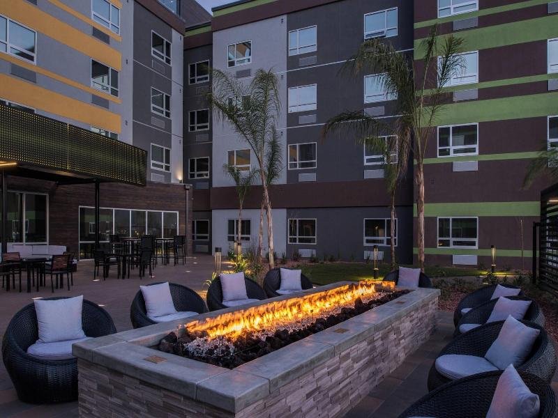 Courtyard Temecula Murrieta image