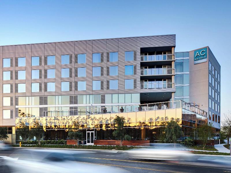 AC Hotel Irvine image