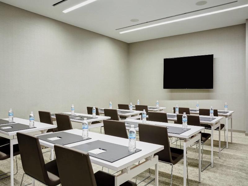 AC Hotel Irvine image
