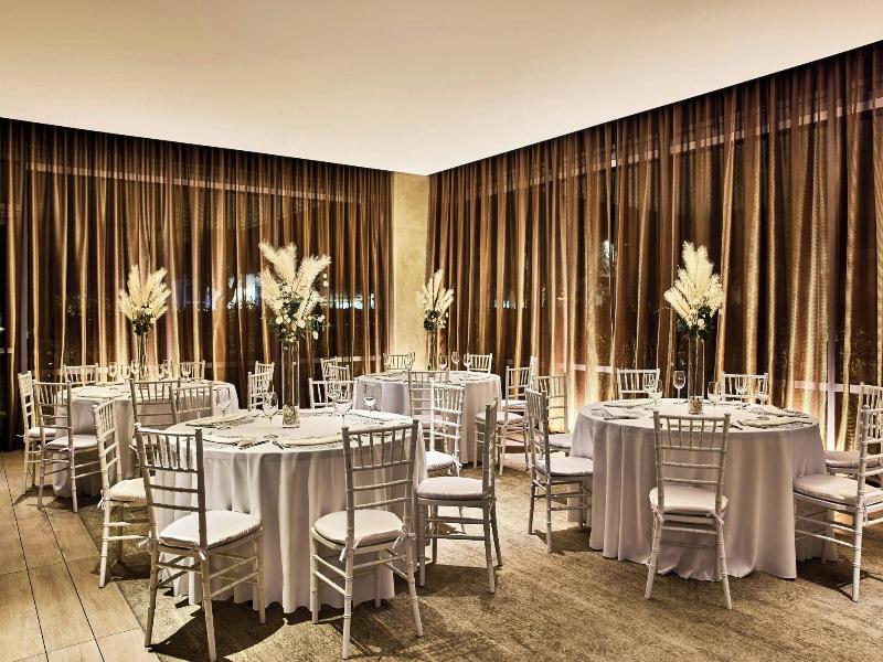 AC Hotel Irvine image
