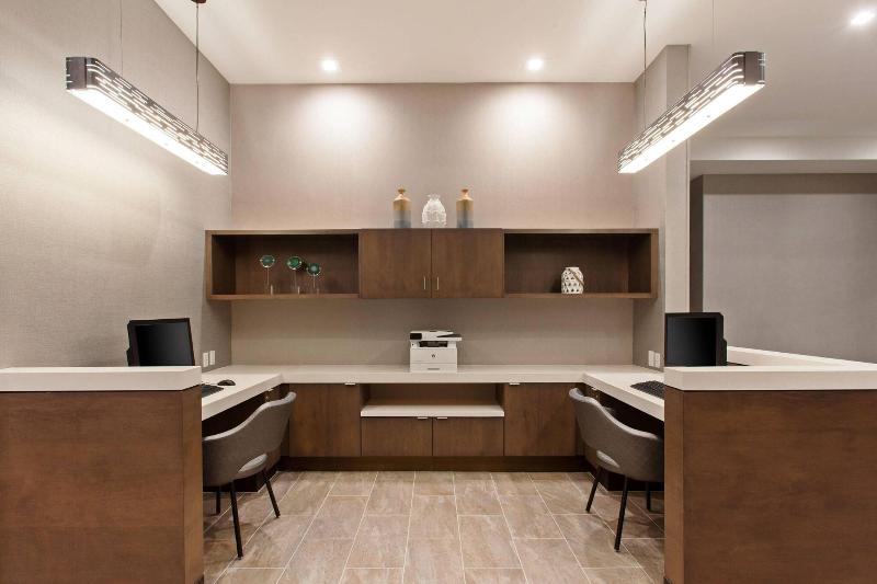 SpringHill Suites Huntington Beach Orange County image