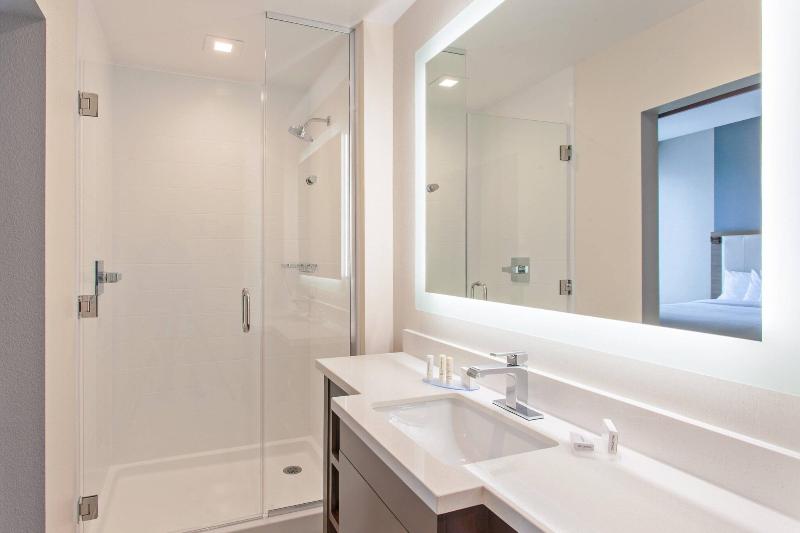 SpringHill Suites Huntington Beach Orange County image