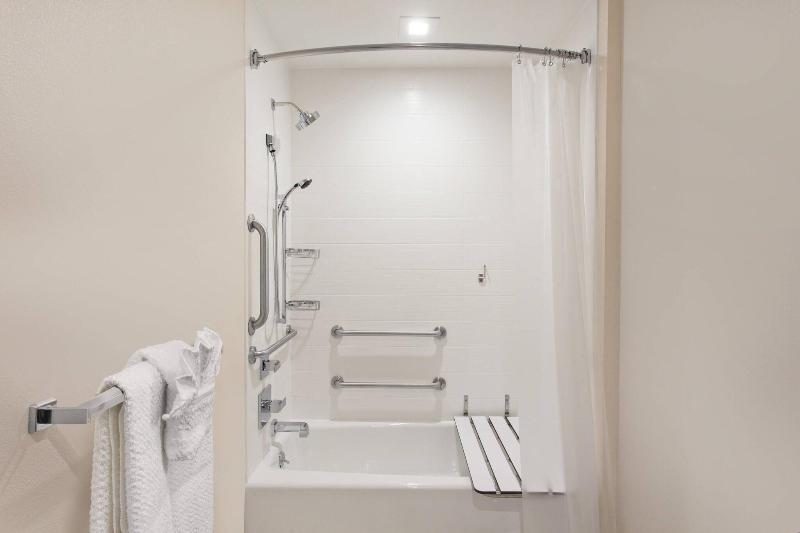 SpringHill Suites Huntington Beach Orange County image
