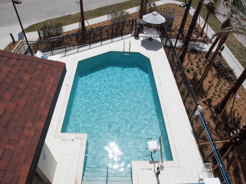 Fairfield Inn & Suites Clearwater Beach image
