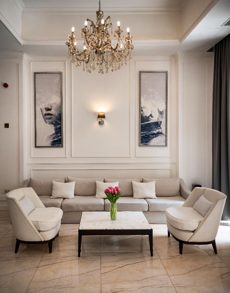 Hotel Moskva image