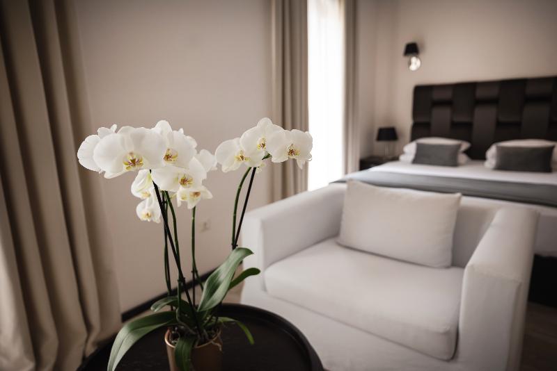 Hotel Moskva image