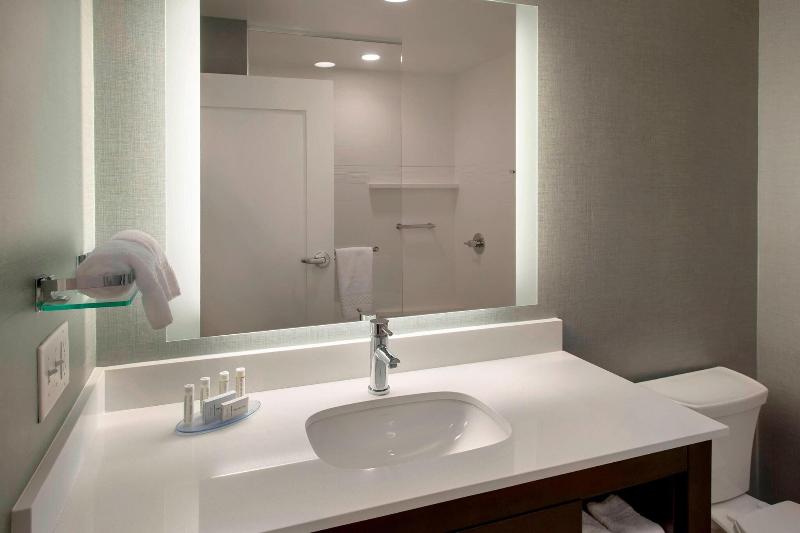 Residence Inn Boston Bridgewater image