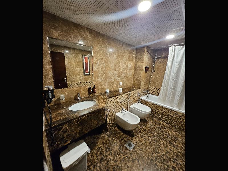 Tulip Creek Hotel Apartment image
