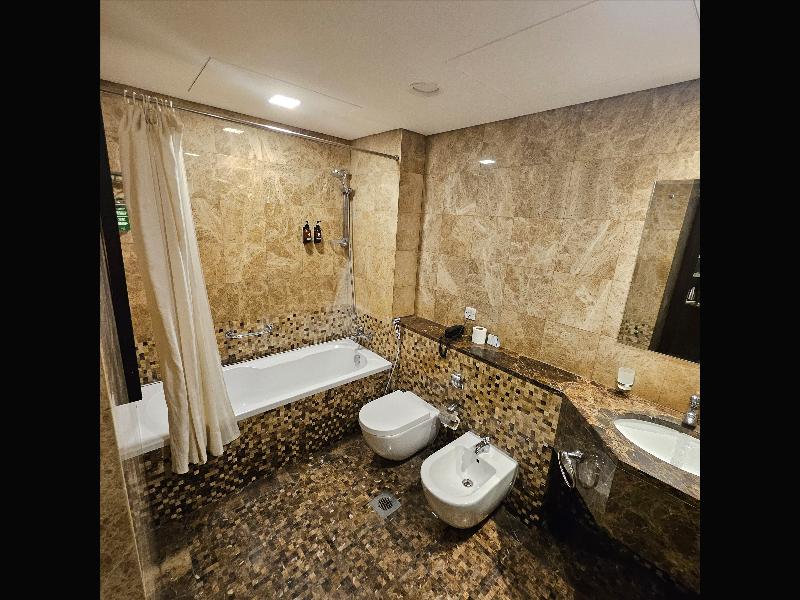 Tulip Creek Hotel Apartment image