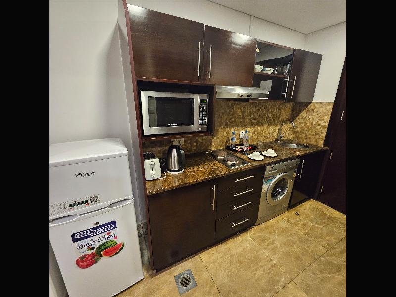 Tulip Creek Hotel Apartment image