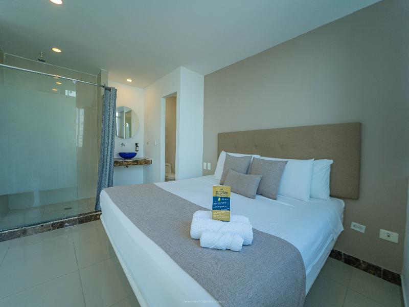 Hotel La Gran Via image