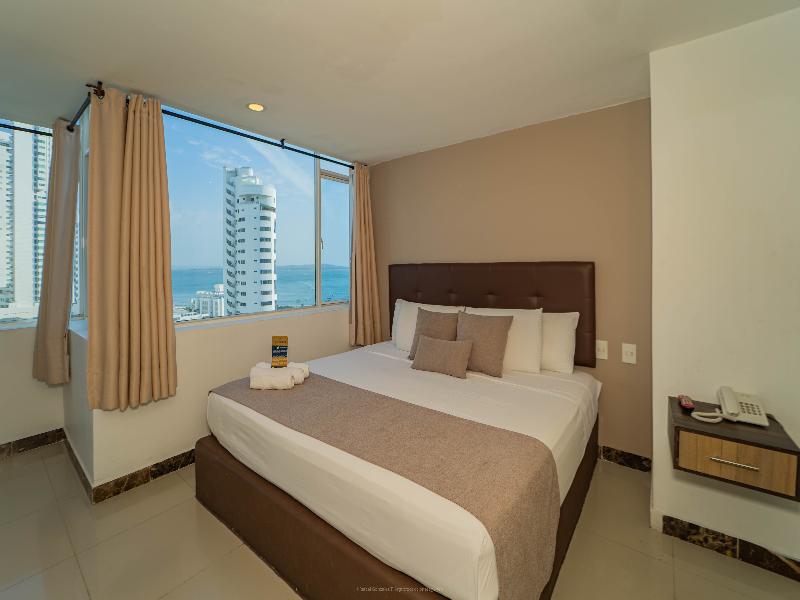 Hotel La Gran Via image