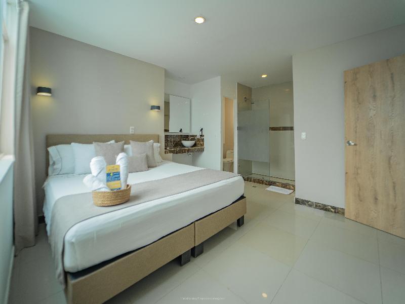 Hotel La Gran Via image